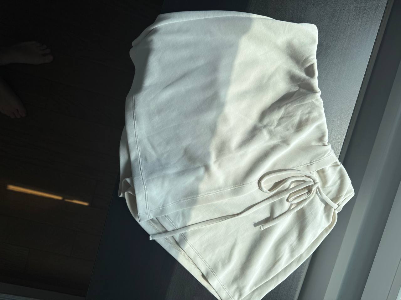 Белице-белијe ravne džins Levi's 501 photo 7