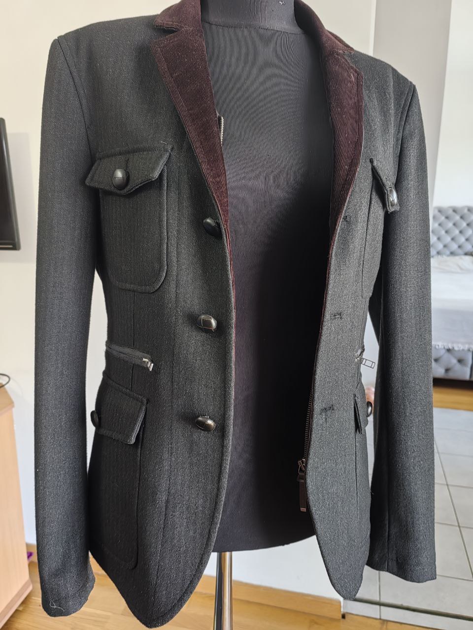 Blazer photo 2