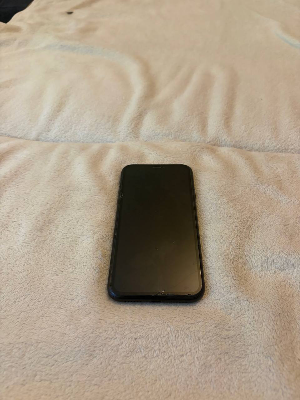 Iphone Xr photo 2