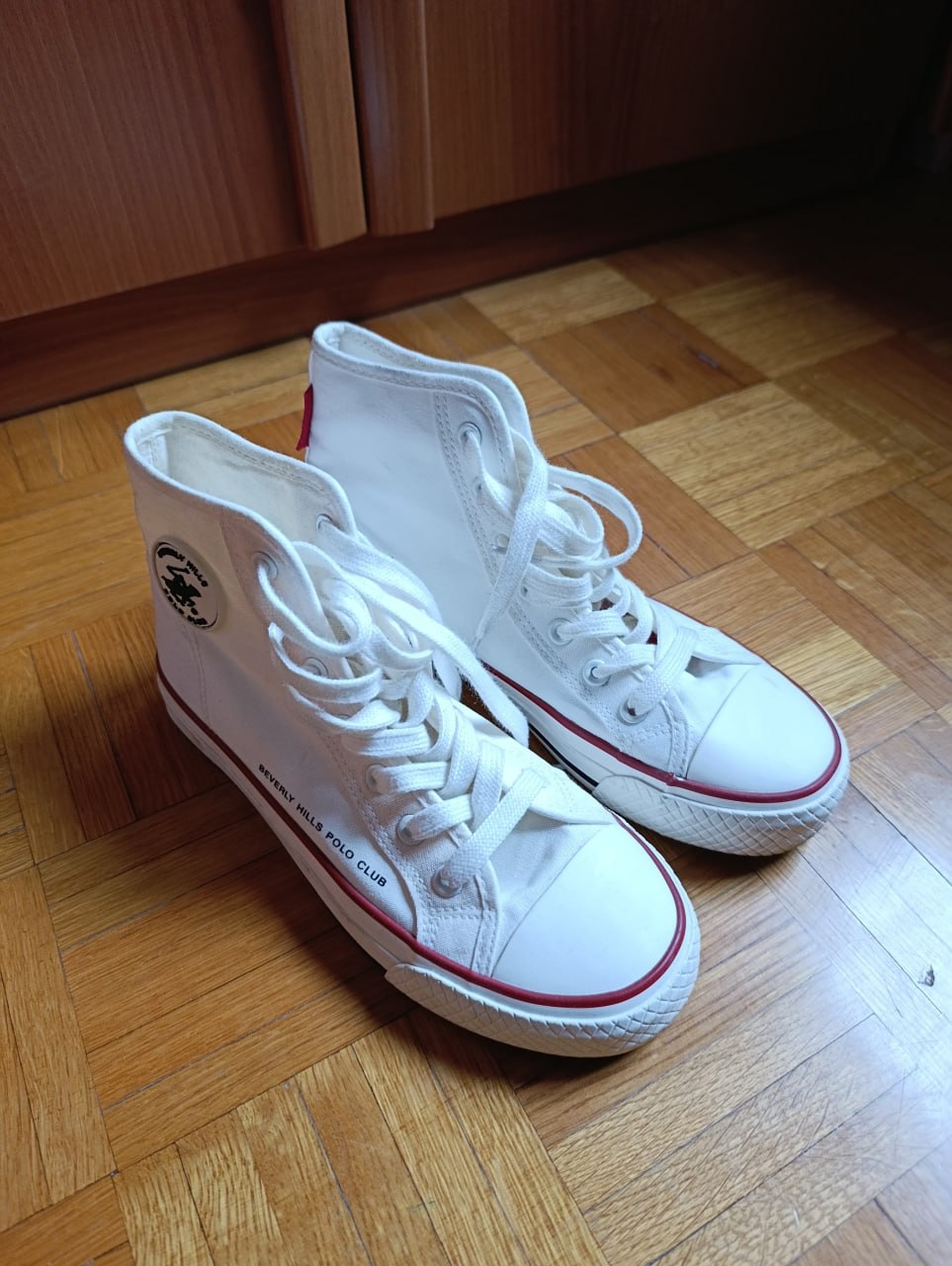 Кеды белые