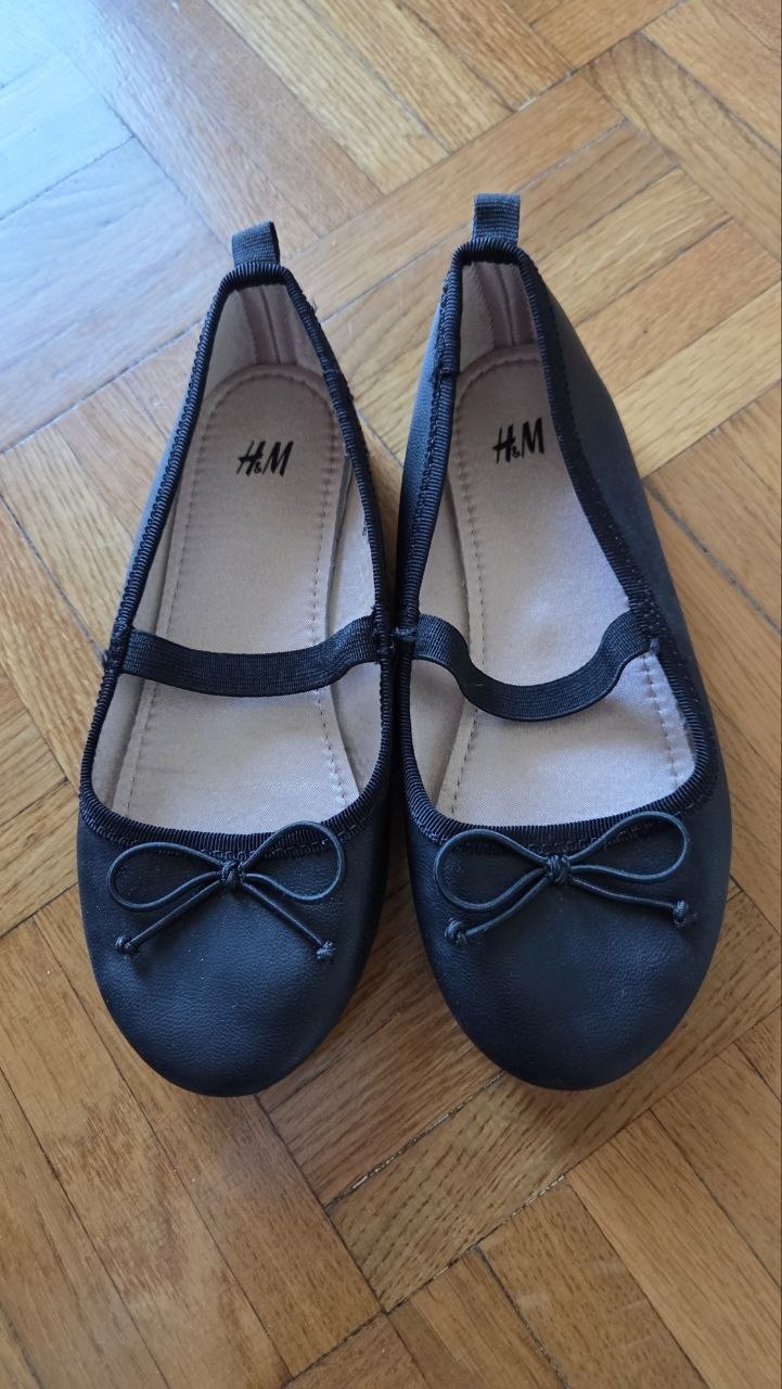 Children's clothing photo 2