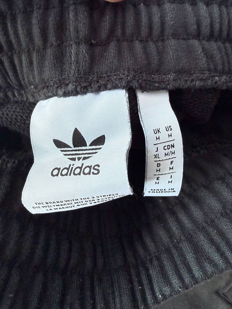 Adidas kapa