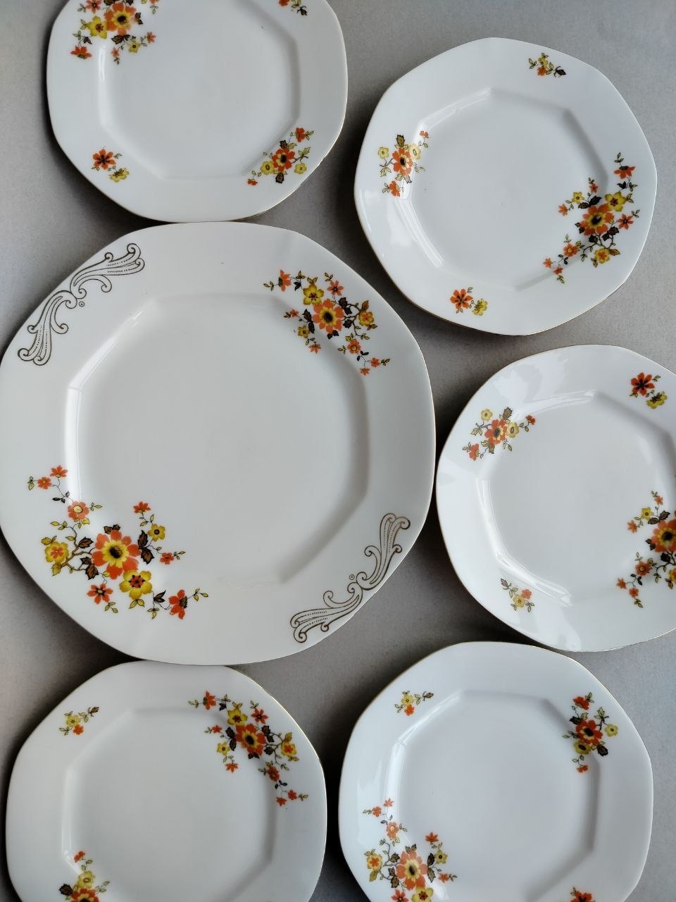 Porcelain plates EPIAG