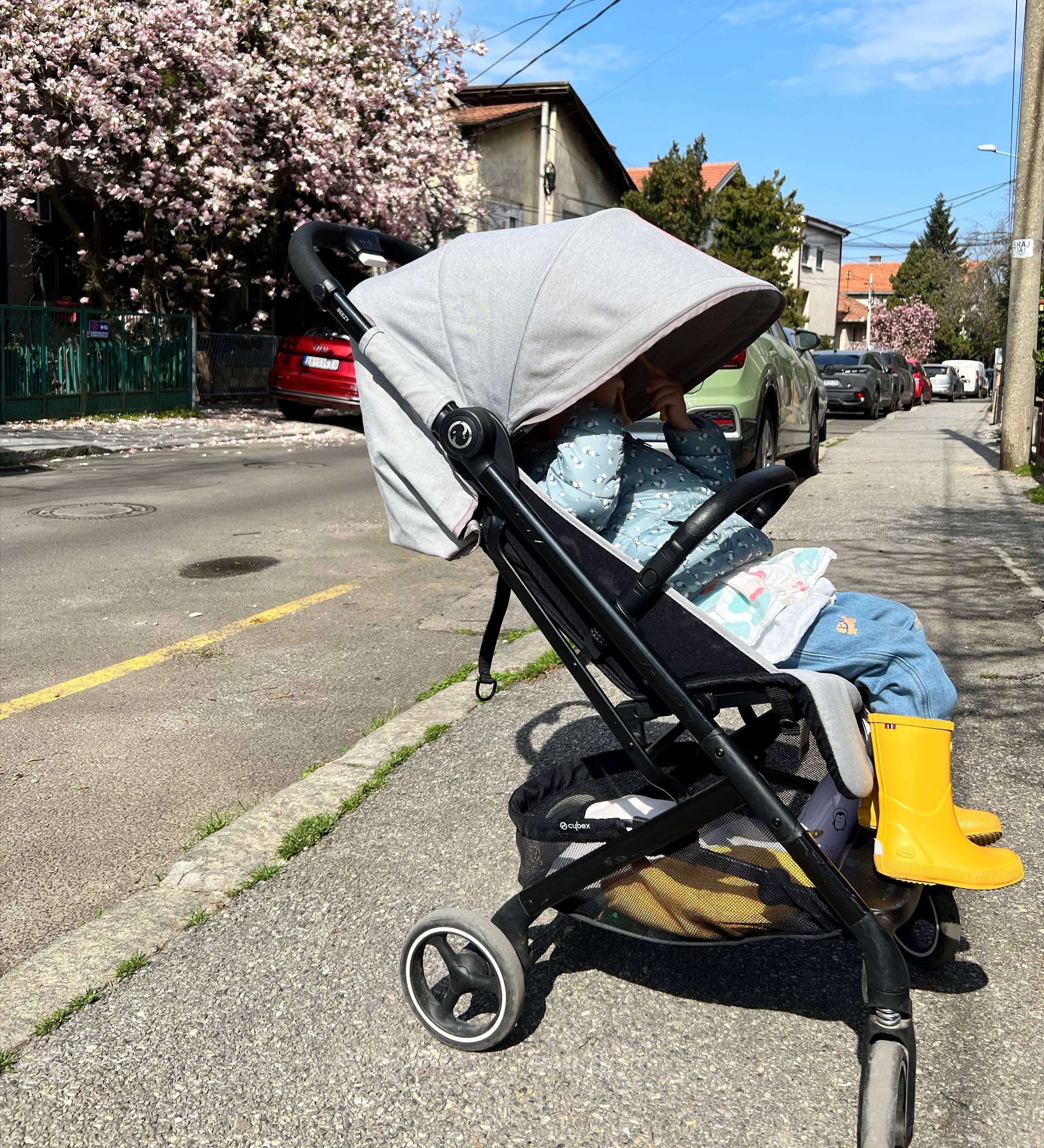 stroller