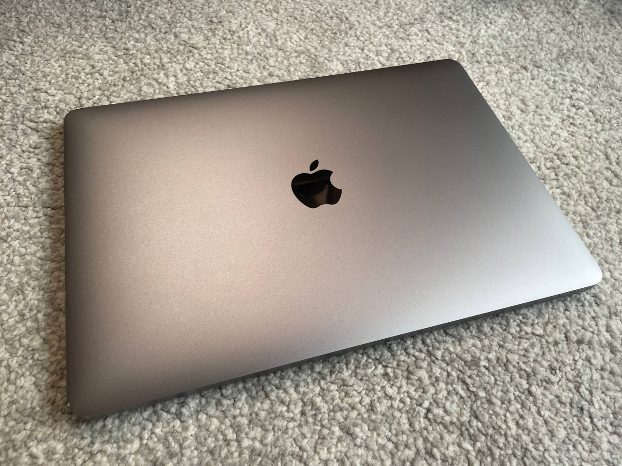 MacBook Pro 13" (A1708)