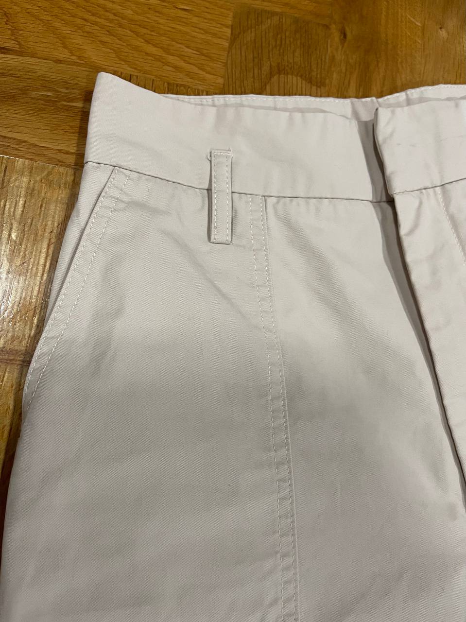 Cream pants photo 2