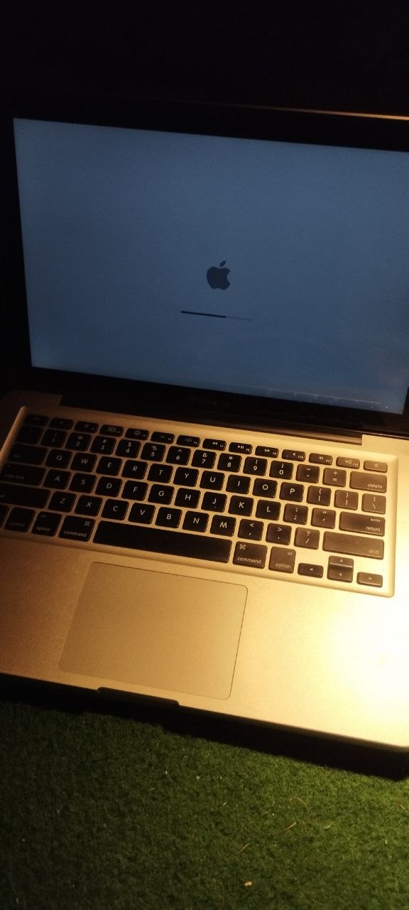 MacBook Pro A1278 photo 2