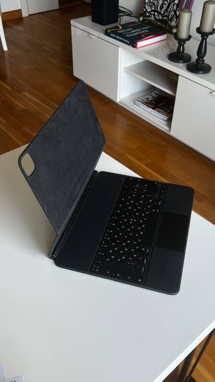 iPad Pro 12.9" (4. генерација, 2020) 256 GB Cellular + Magic Keyboard photo 5