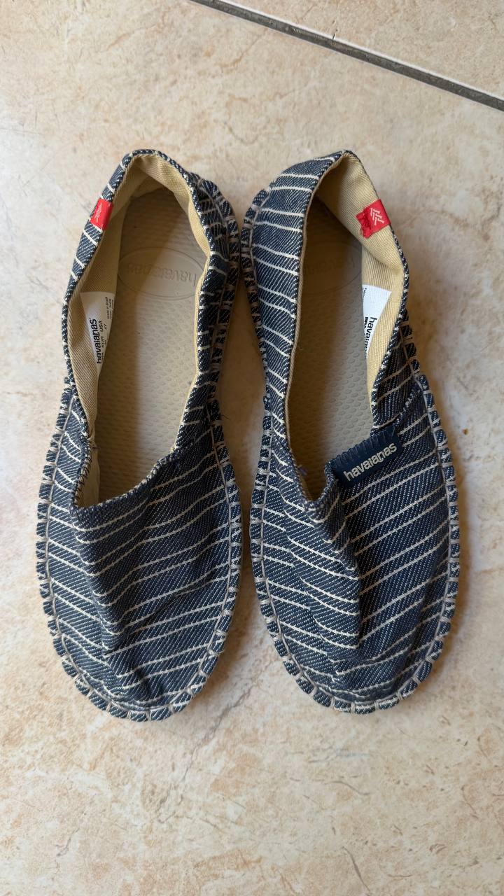 slippers