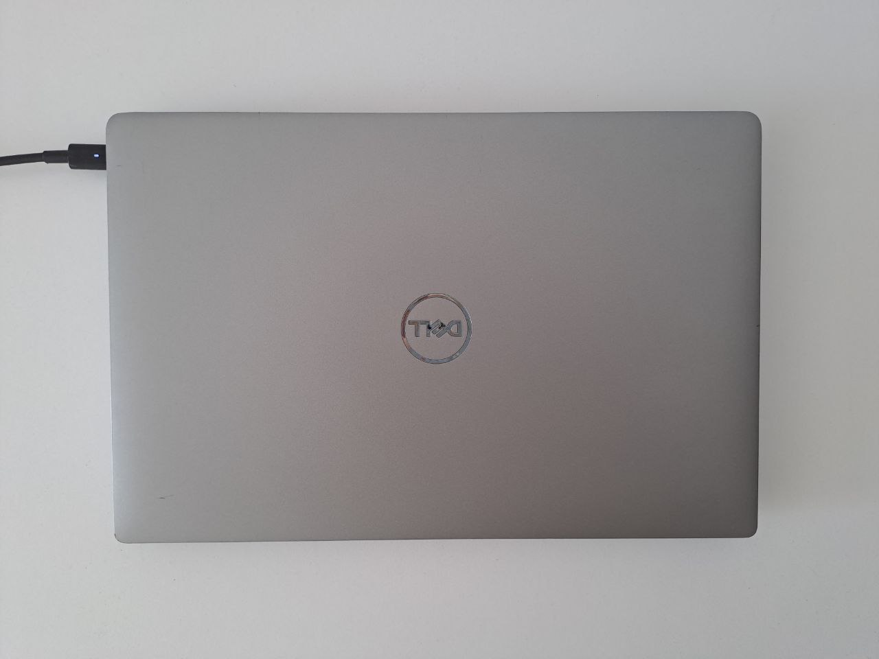 Dell Latitude 5420 laptop photo 2