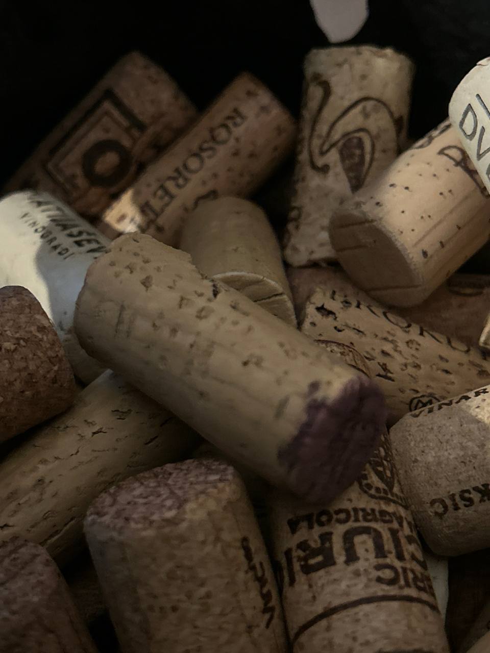 vino zastavice