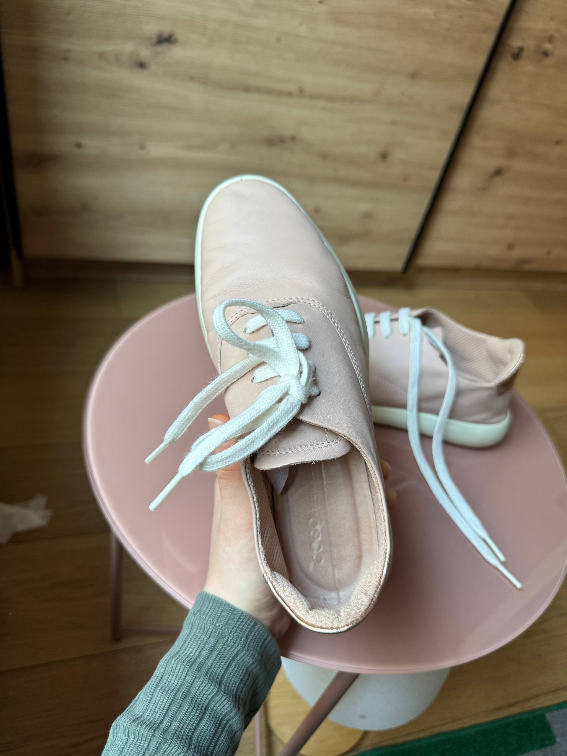 ECCO Shoes Size 37 photo 2
