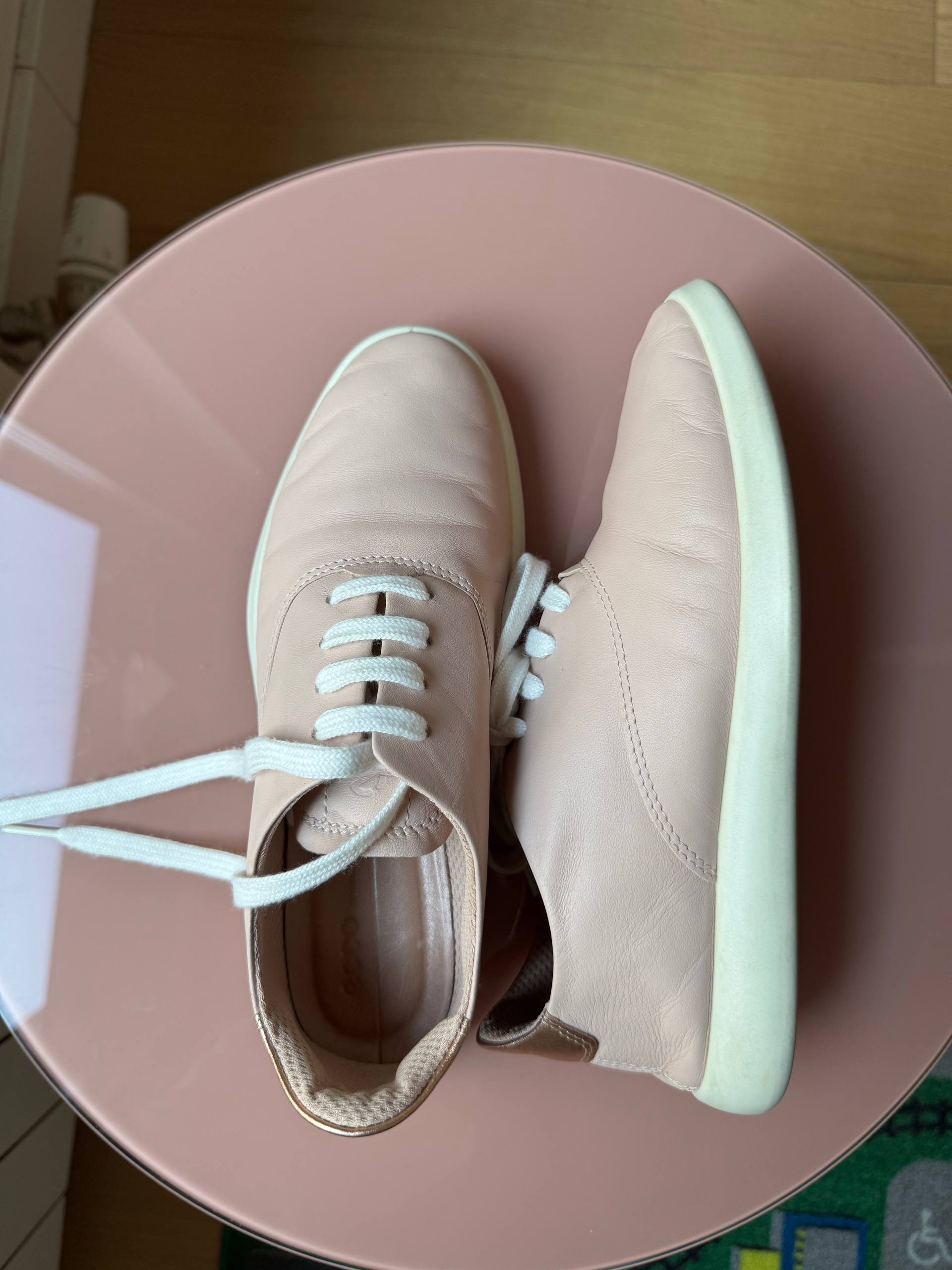 ECCO Shoes Size 37 photo 4