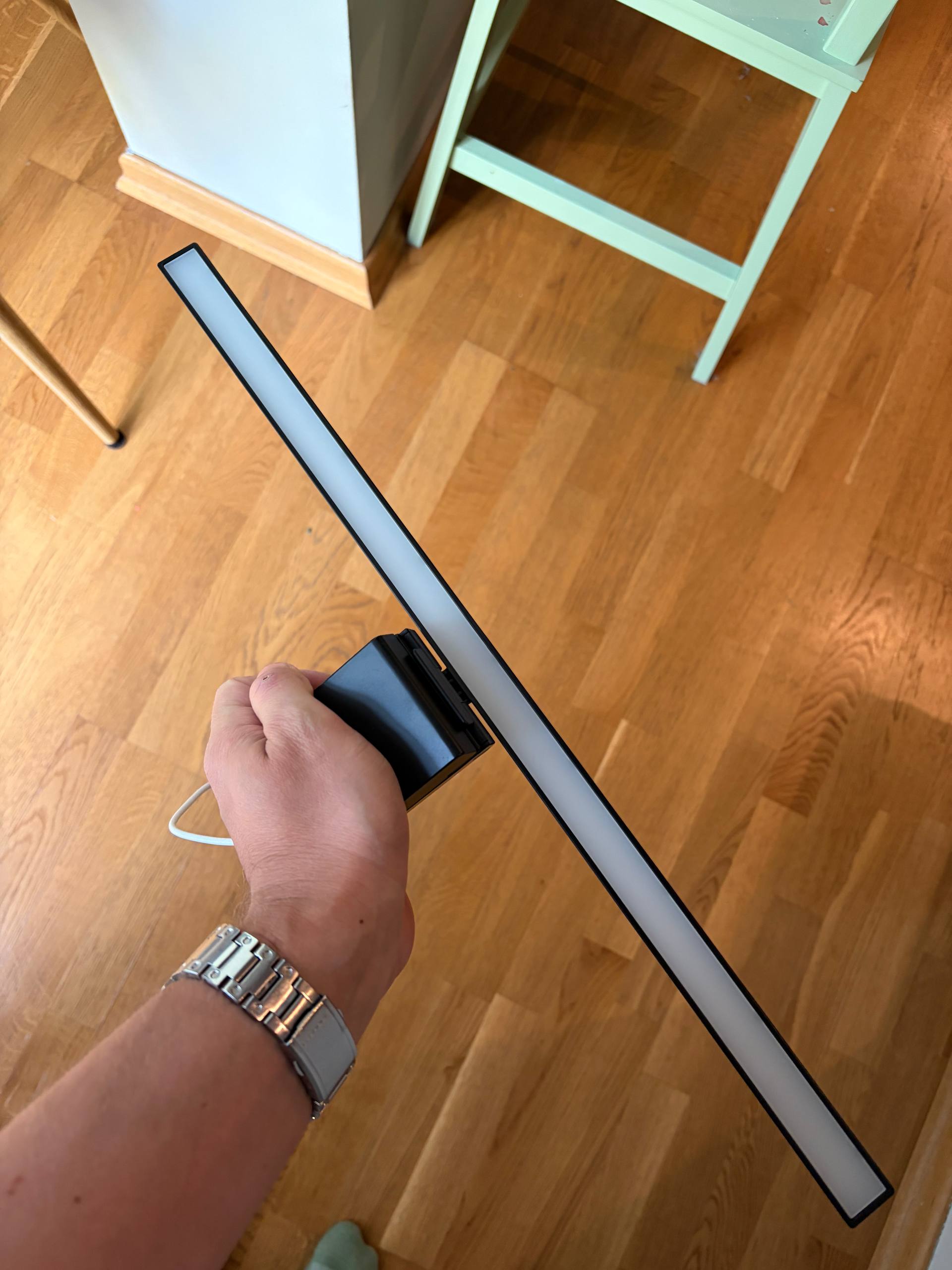 Monitor lamp