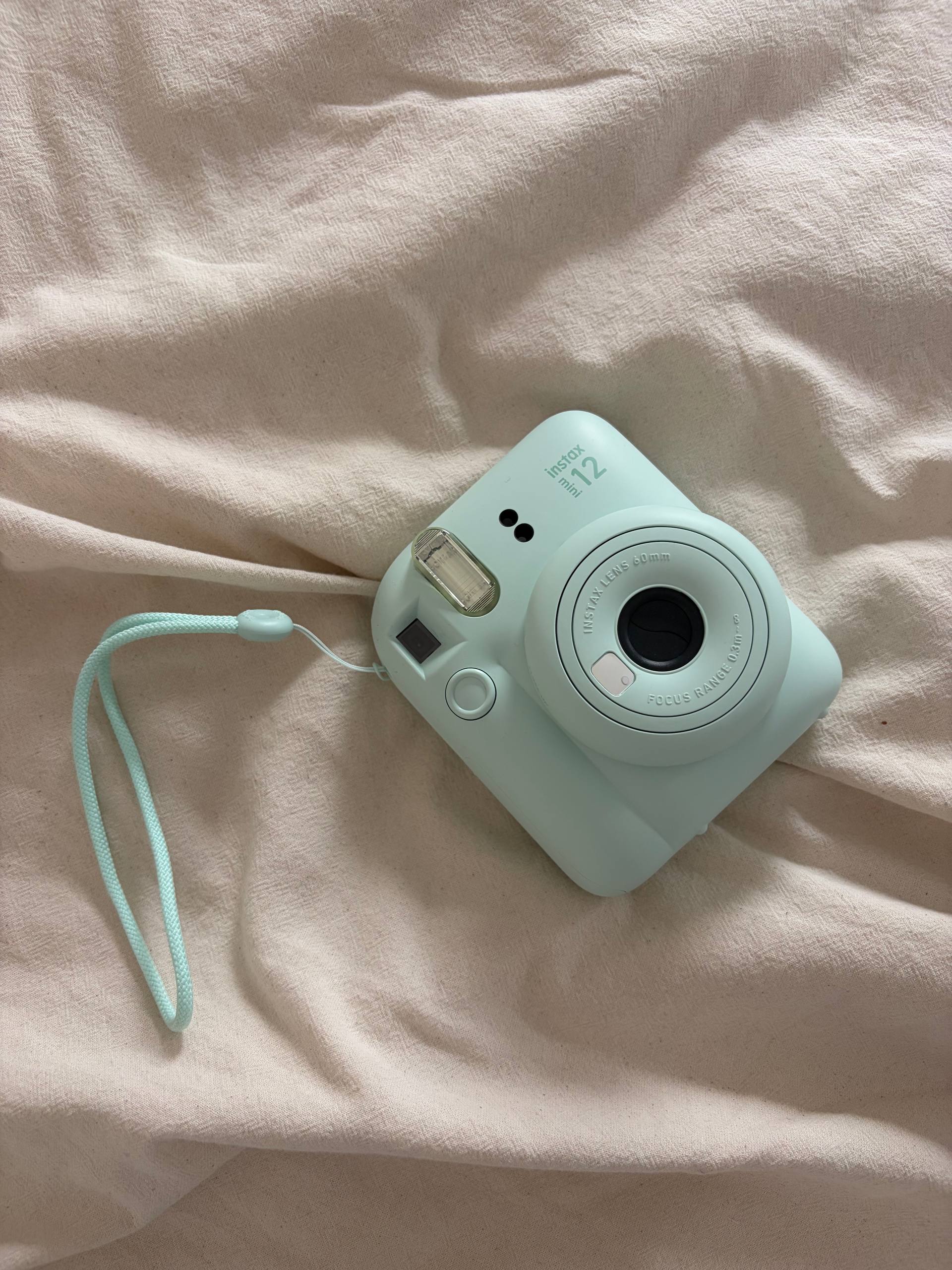 Fujifilm Instax Mini 12 фотоапарат