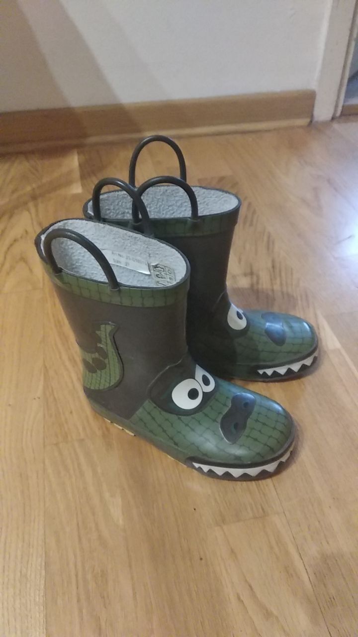 Rubber boots