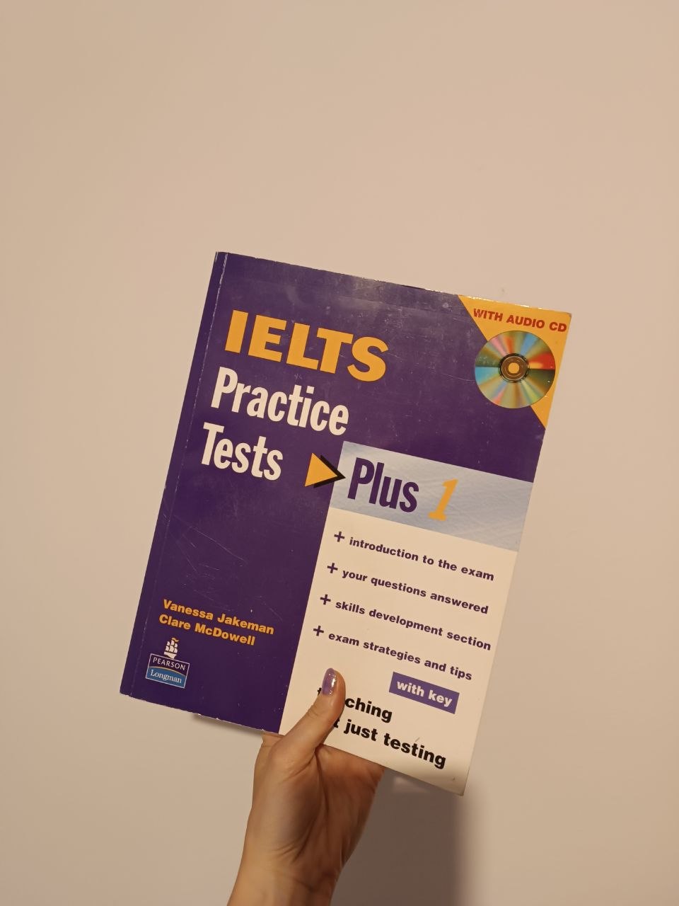 Kњига IELTS са диском