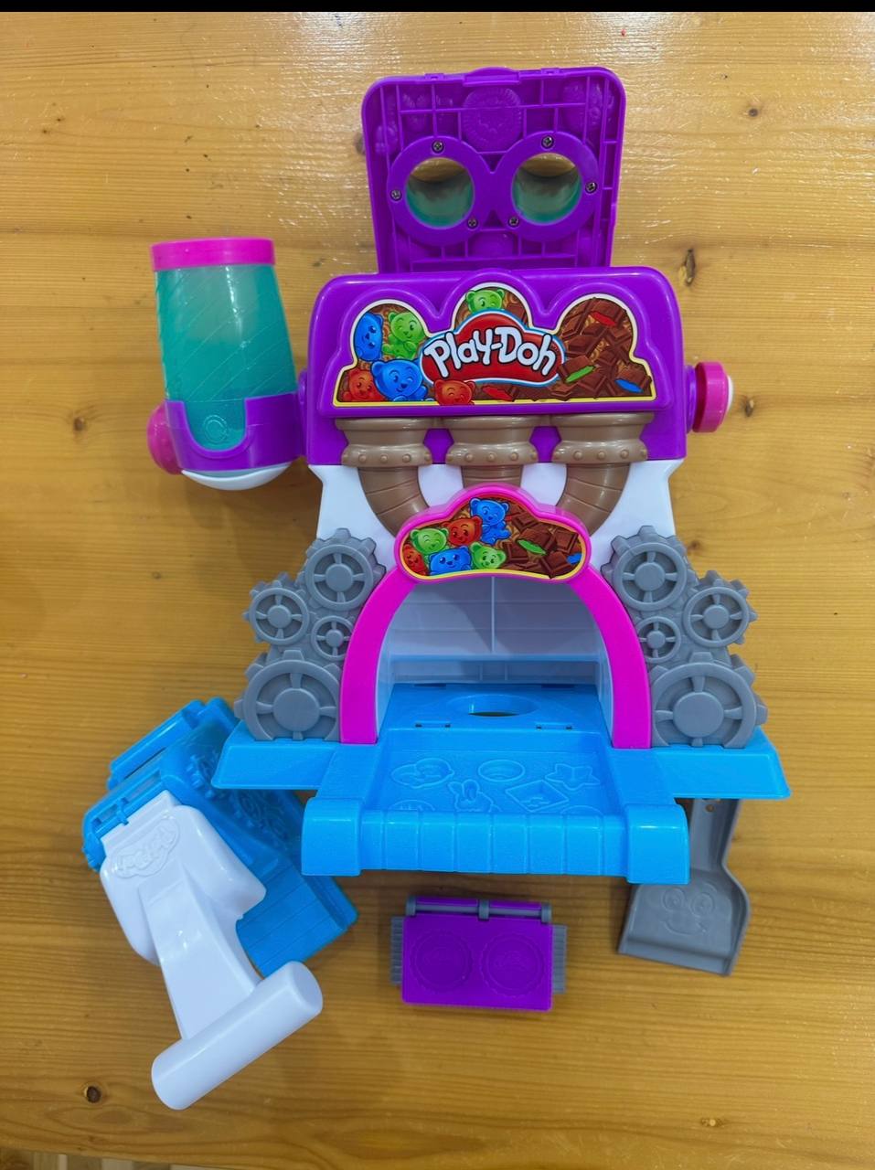 Play-Doh Candy Factory photo 2