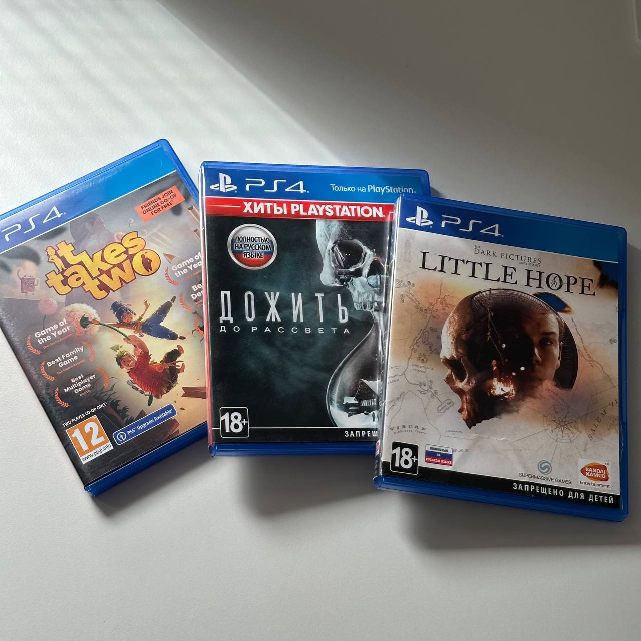 PS4 Pro 1TB photo 2