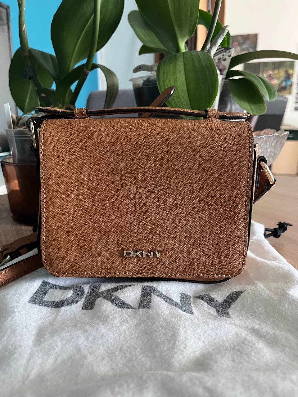 DKNY purse