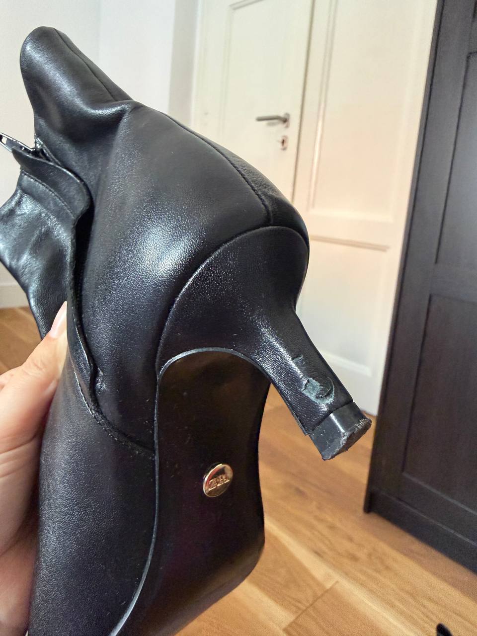 Zara boots photo 2