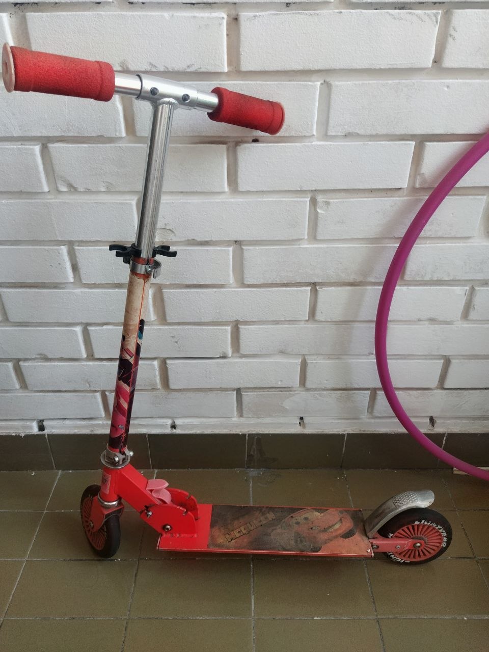 Children's scooter