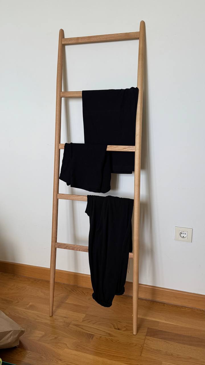 Hanger for clothes / towels / bags