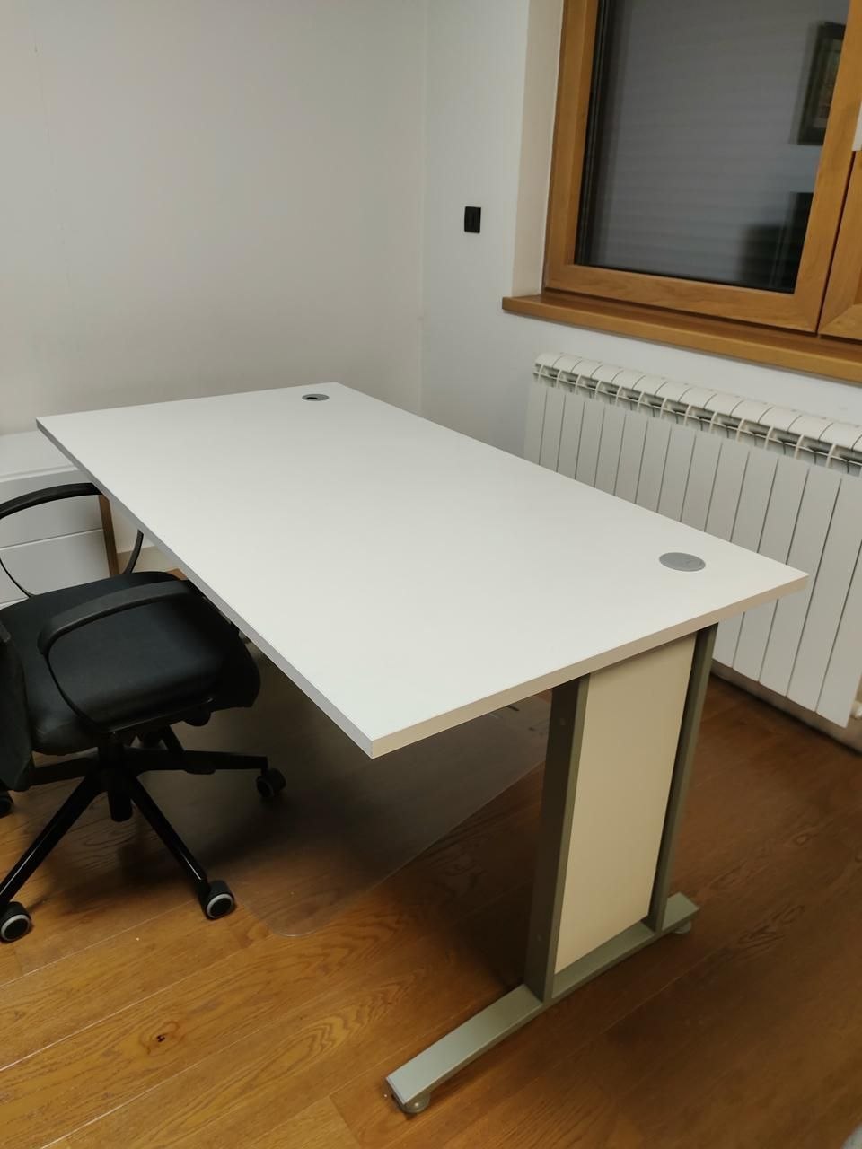 Prima desk