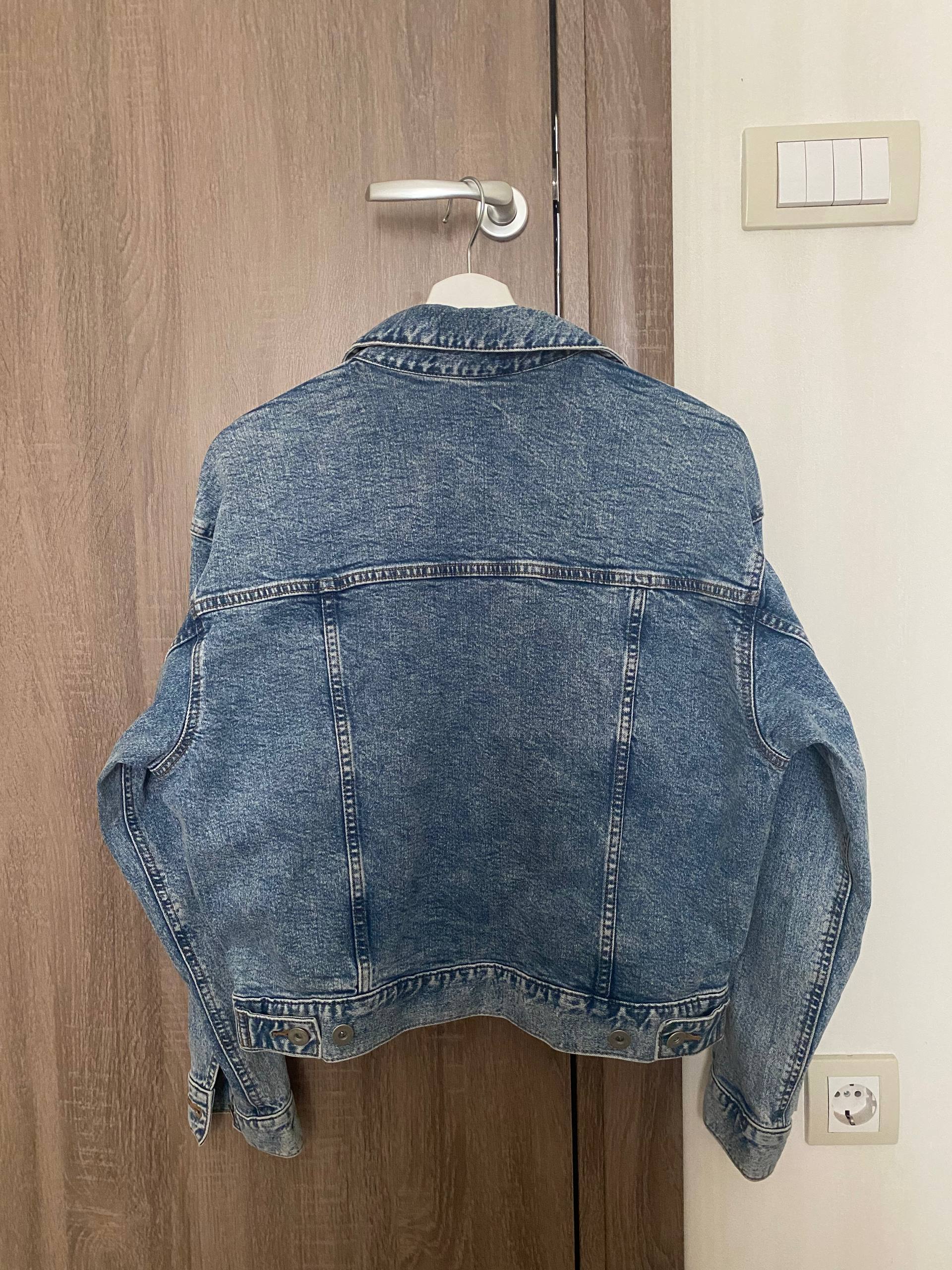 Uniqlo denim jacket photo 2