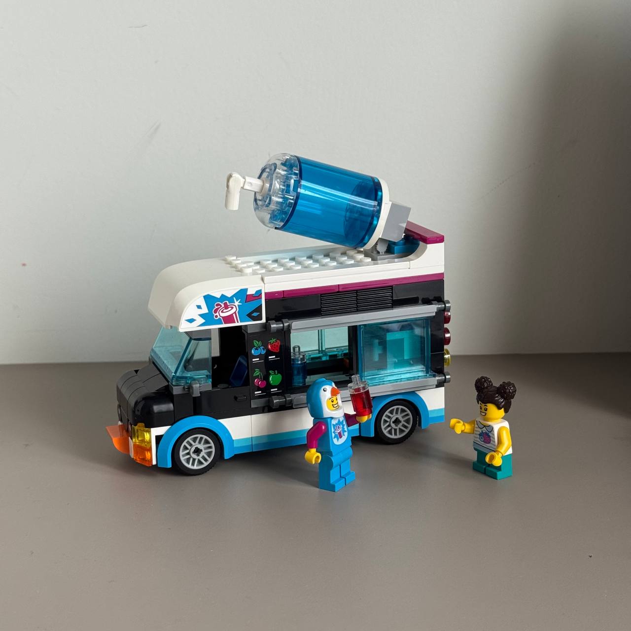 Lego City "Penguin Truck" 60384