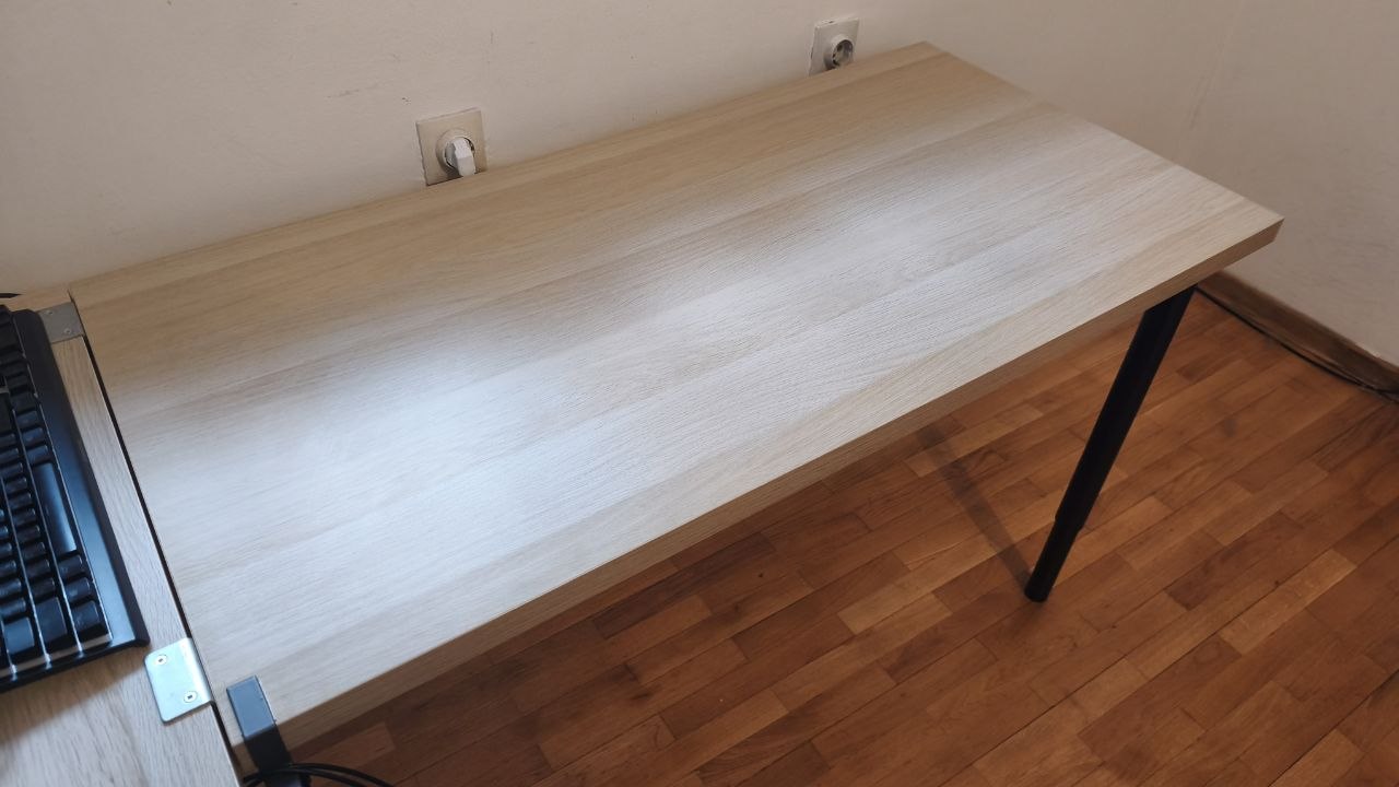 Ikejevski стол photo 3