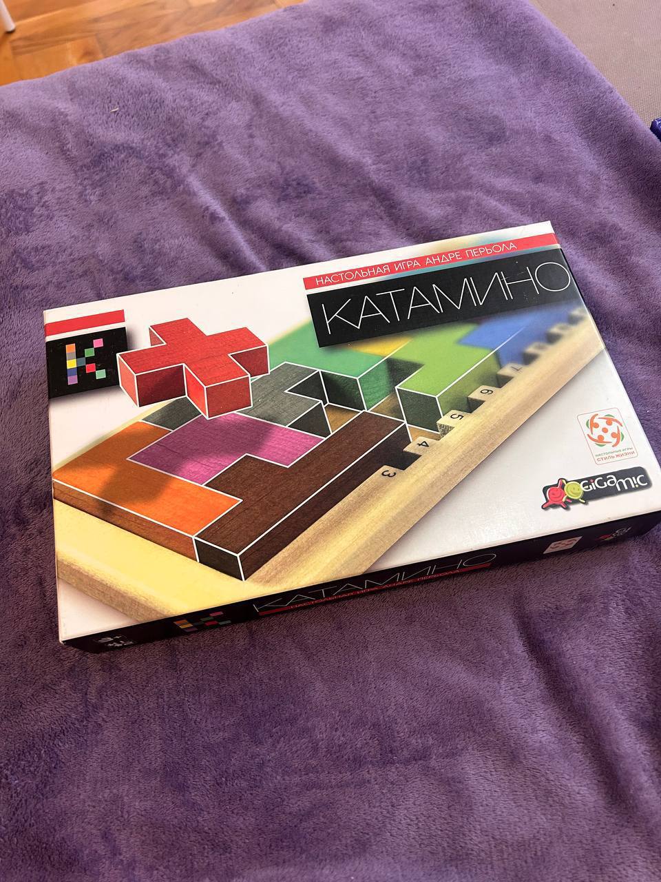Catamino board game photo 2