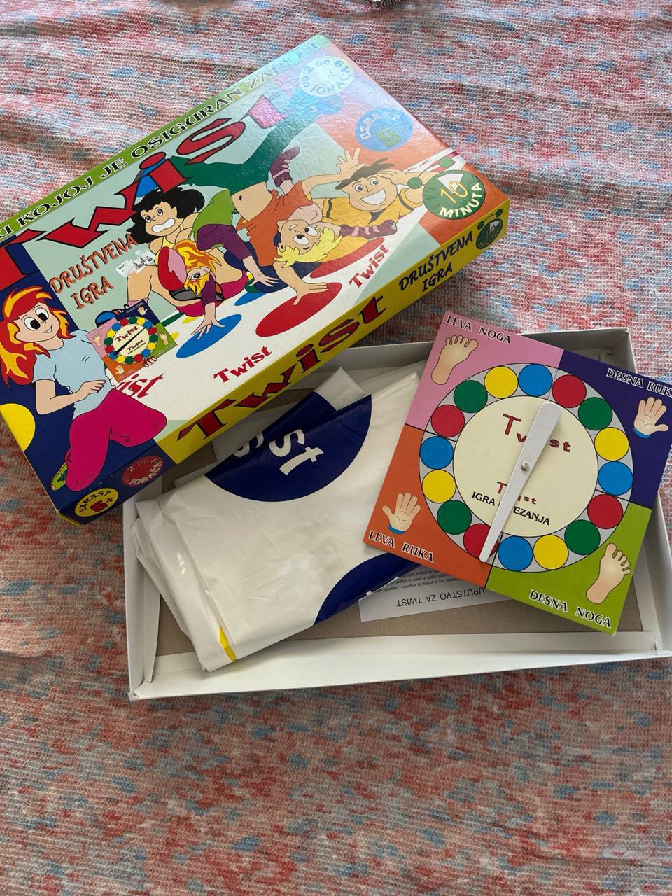 Catamino board game photo 5