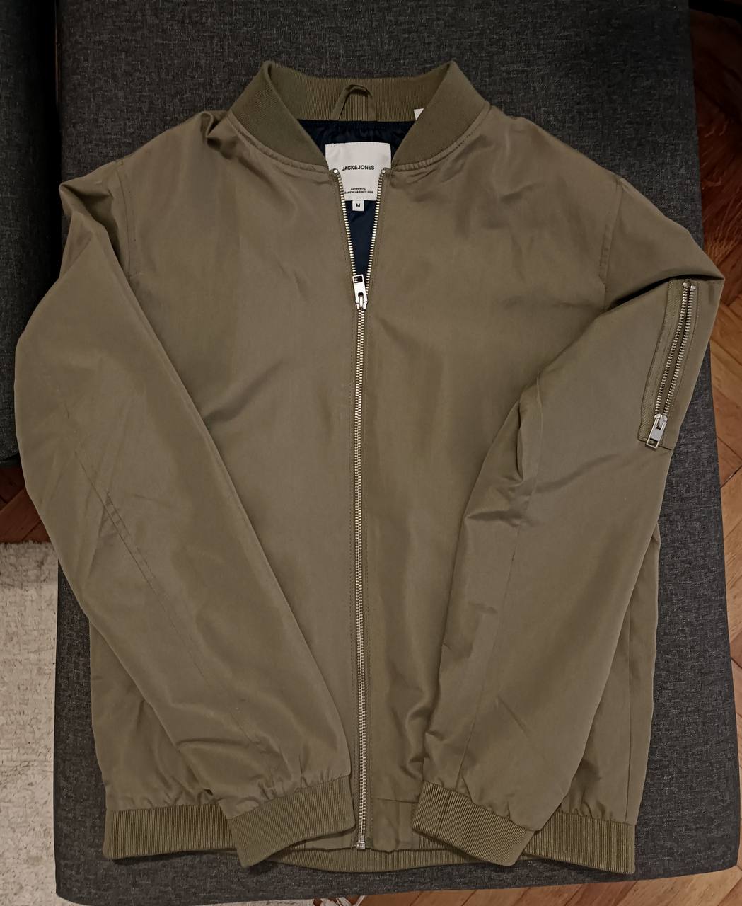 Bomber jacket