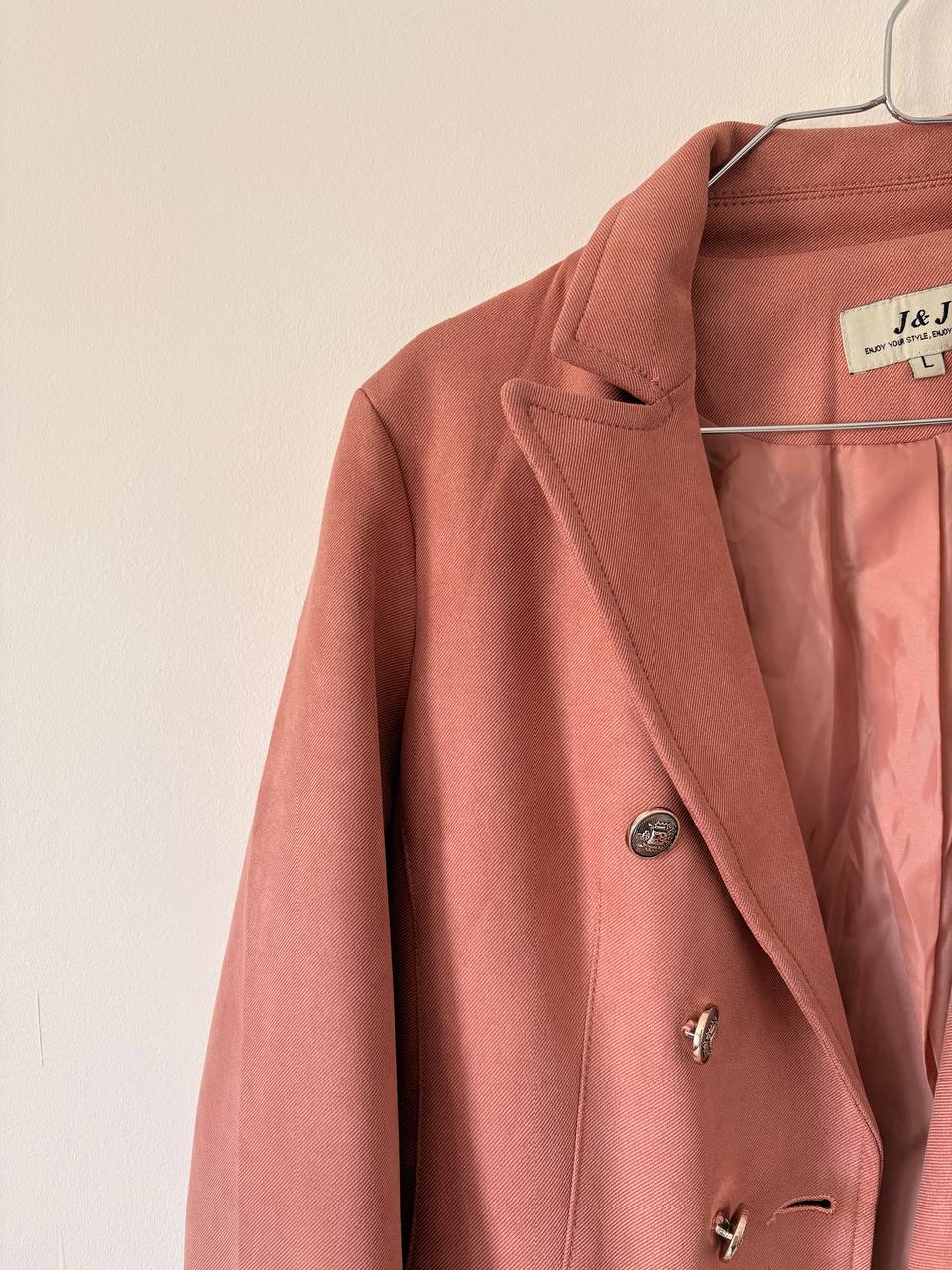 Pink blazer photo 2