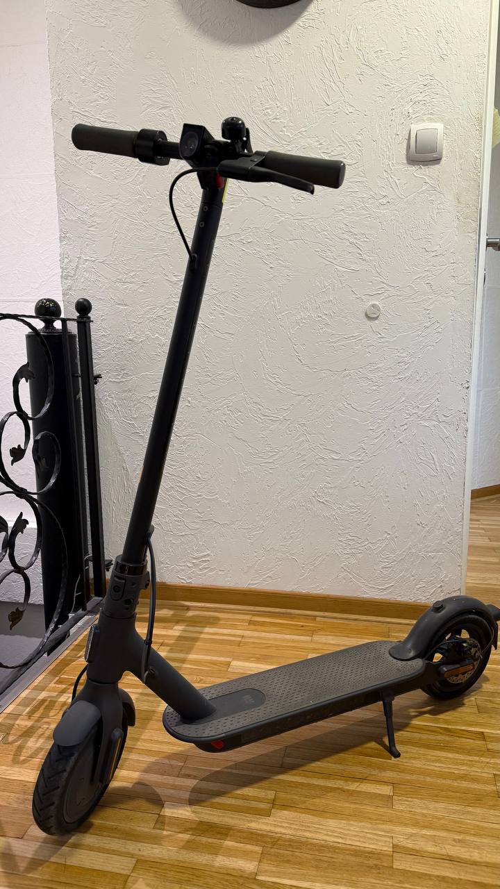 Xiaomi Esencijalni Skuter