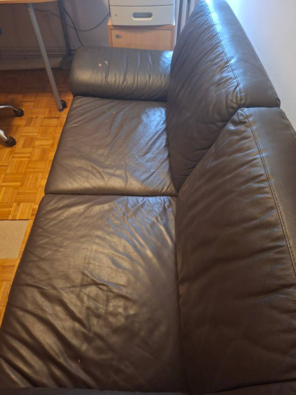 sofa photo 2