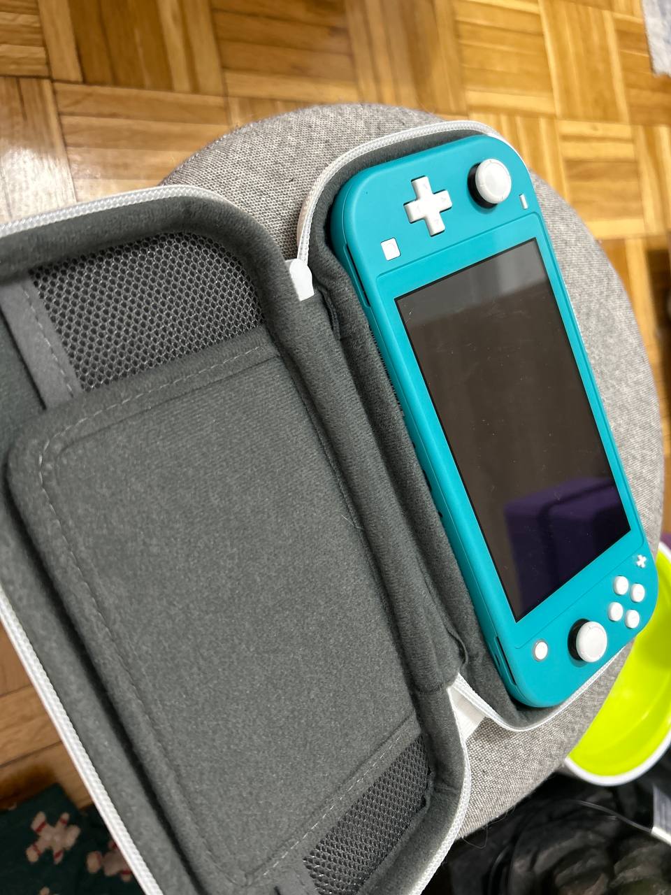 Nintendo Switch photo 5