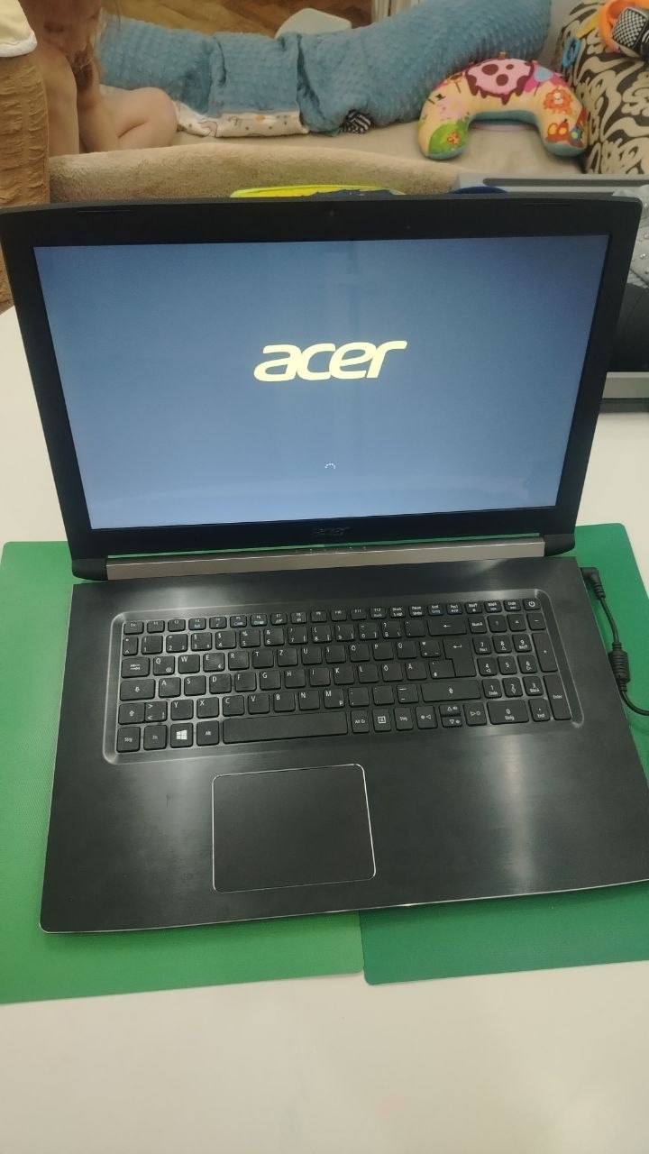 Acer Aspire 5 A517-51 photo 5
