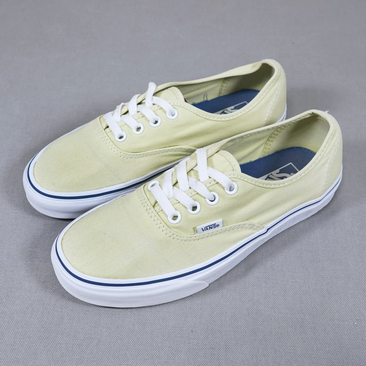 Женские кеды Vans Authentic