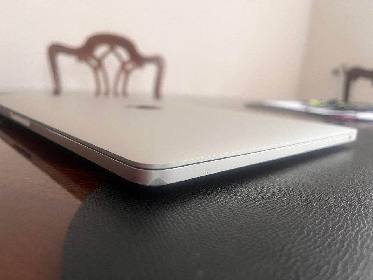 MacBook Pro 13" 2020 photo 6