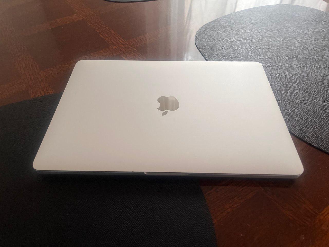 MacBook Pro 13" 2020 photo 10