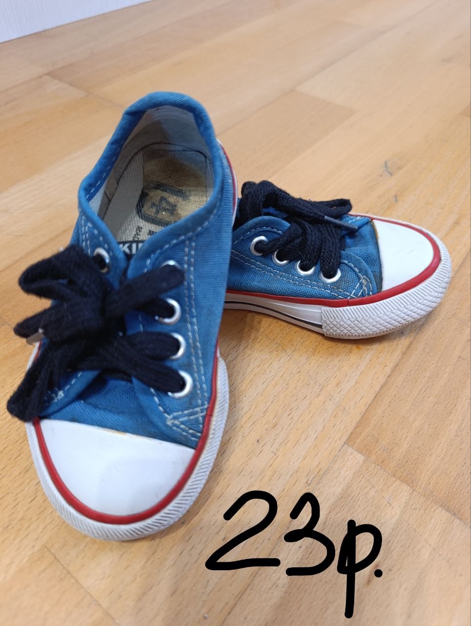 Children's shoes photo 6