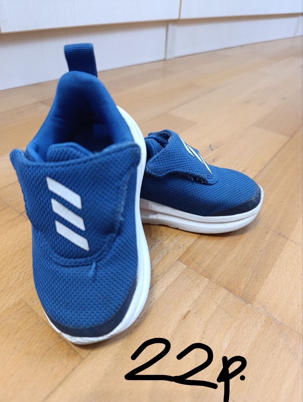 Children's shoes photo 9