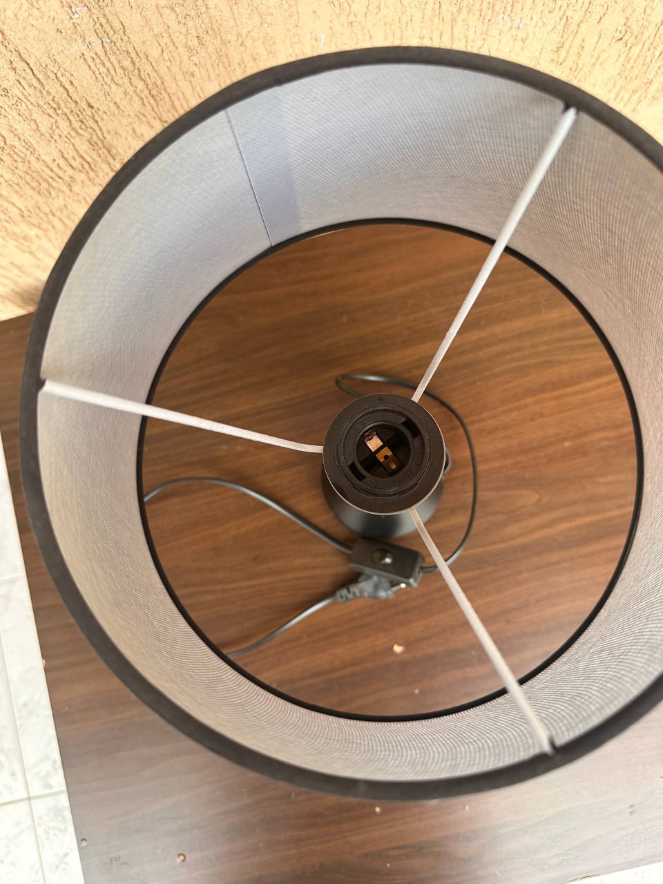Desk lamp photo 2