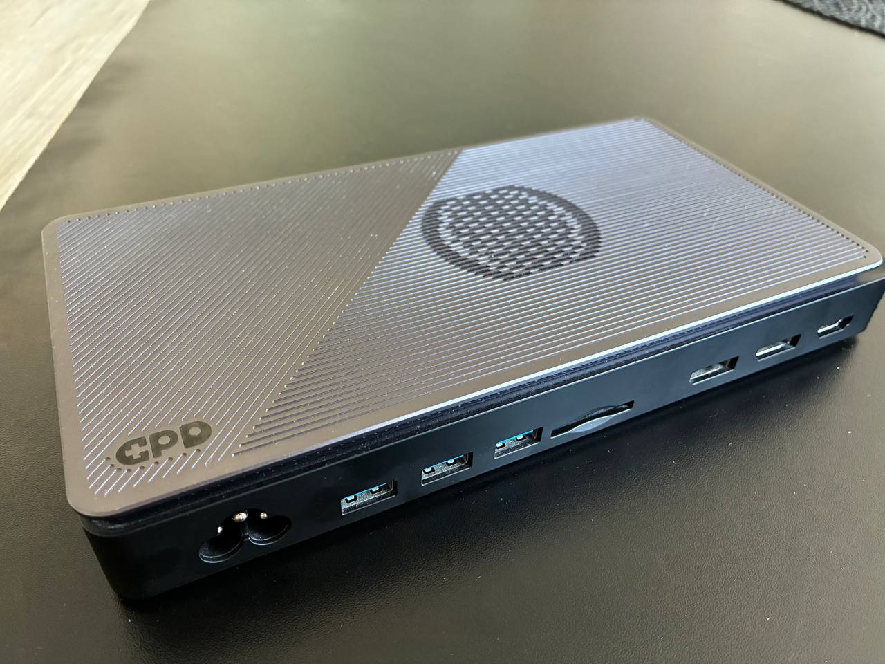 GPD G1 eGPU photo 2