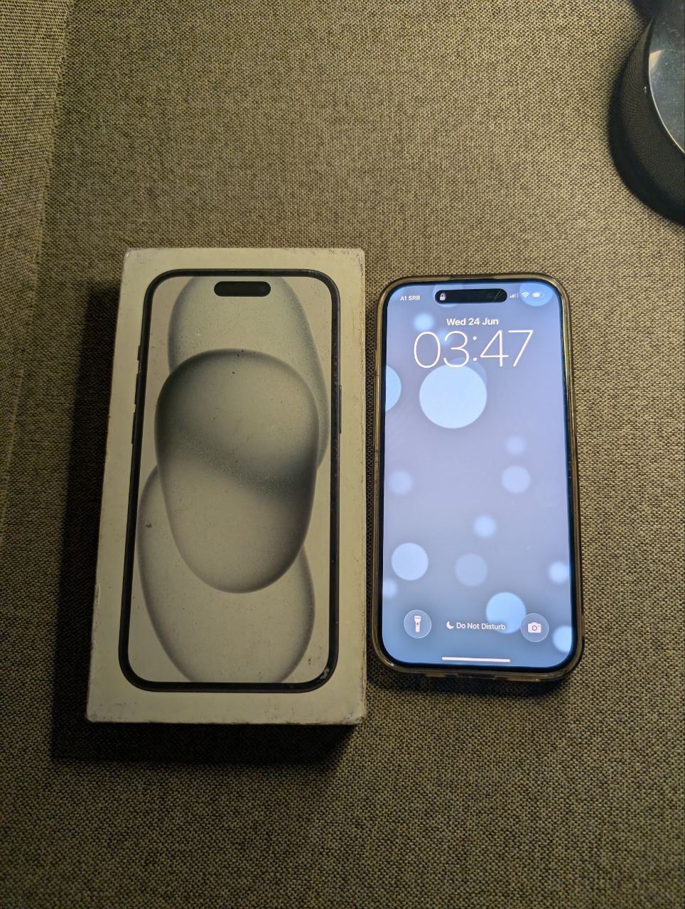 iPhone 15 128GB (Crna)