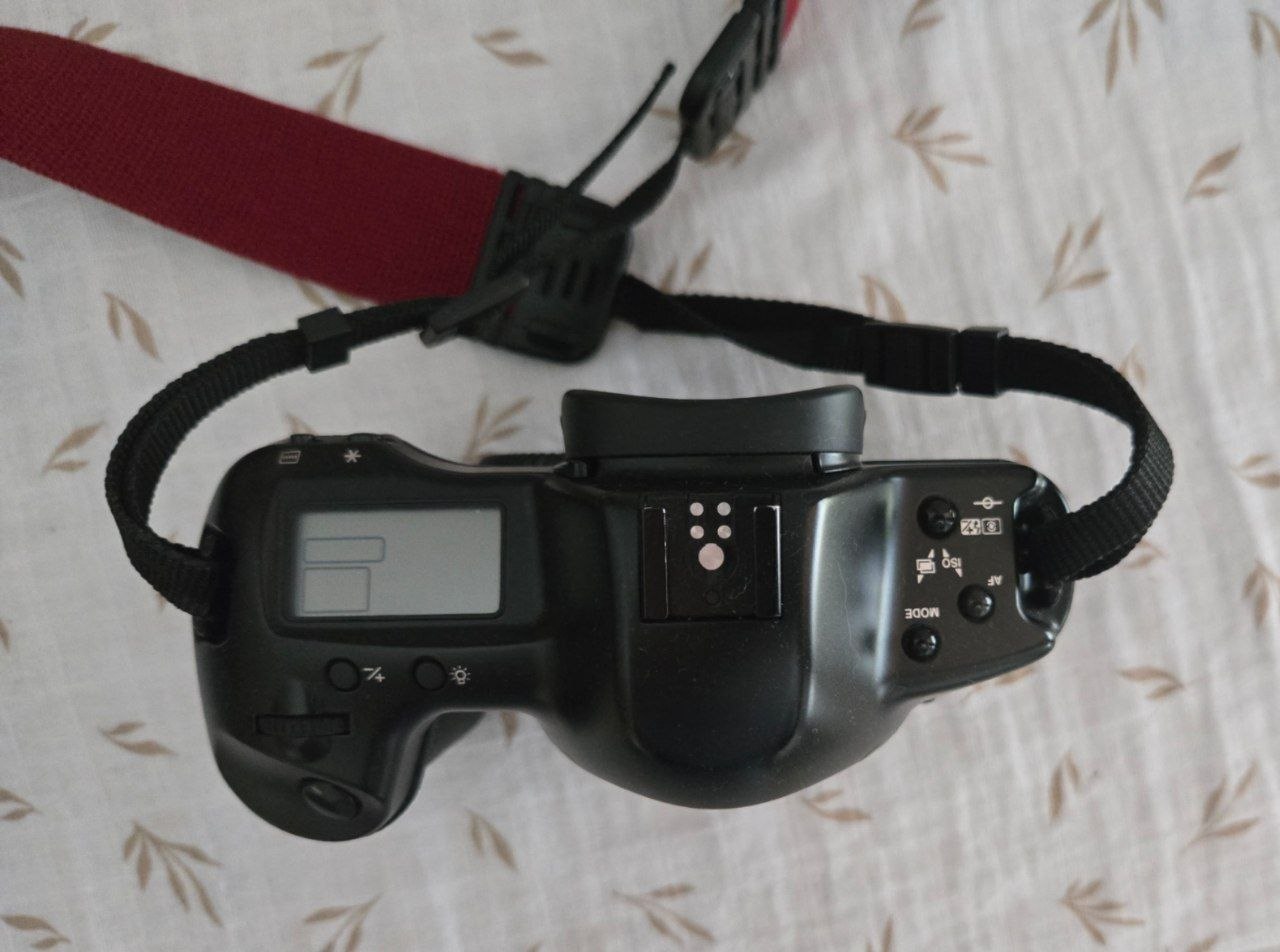 объектив Canon EF 70-300mm f/4-5.6L IS USM photo 7