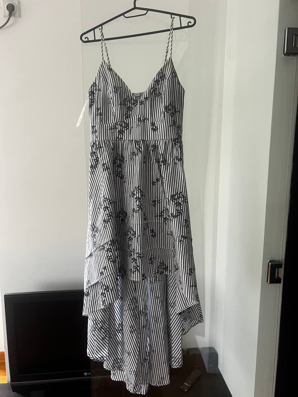 Guess maxi dress, 100% viscose photo 2