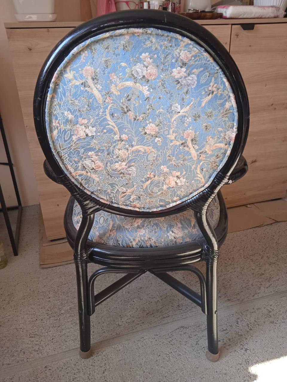 Antique chairs photo 3